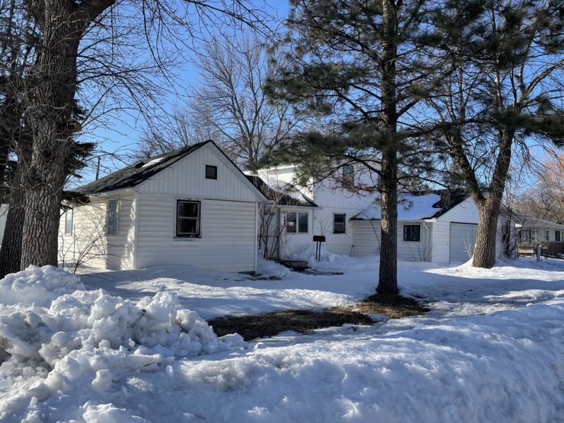 Dakota View Realty and Auctions Locally owned and operated real