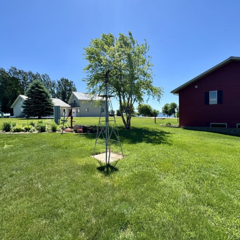 Roy Lake – 438152 Northside Dr. – Lake City, SD