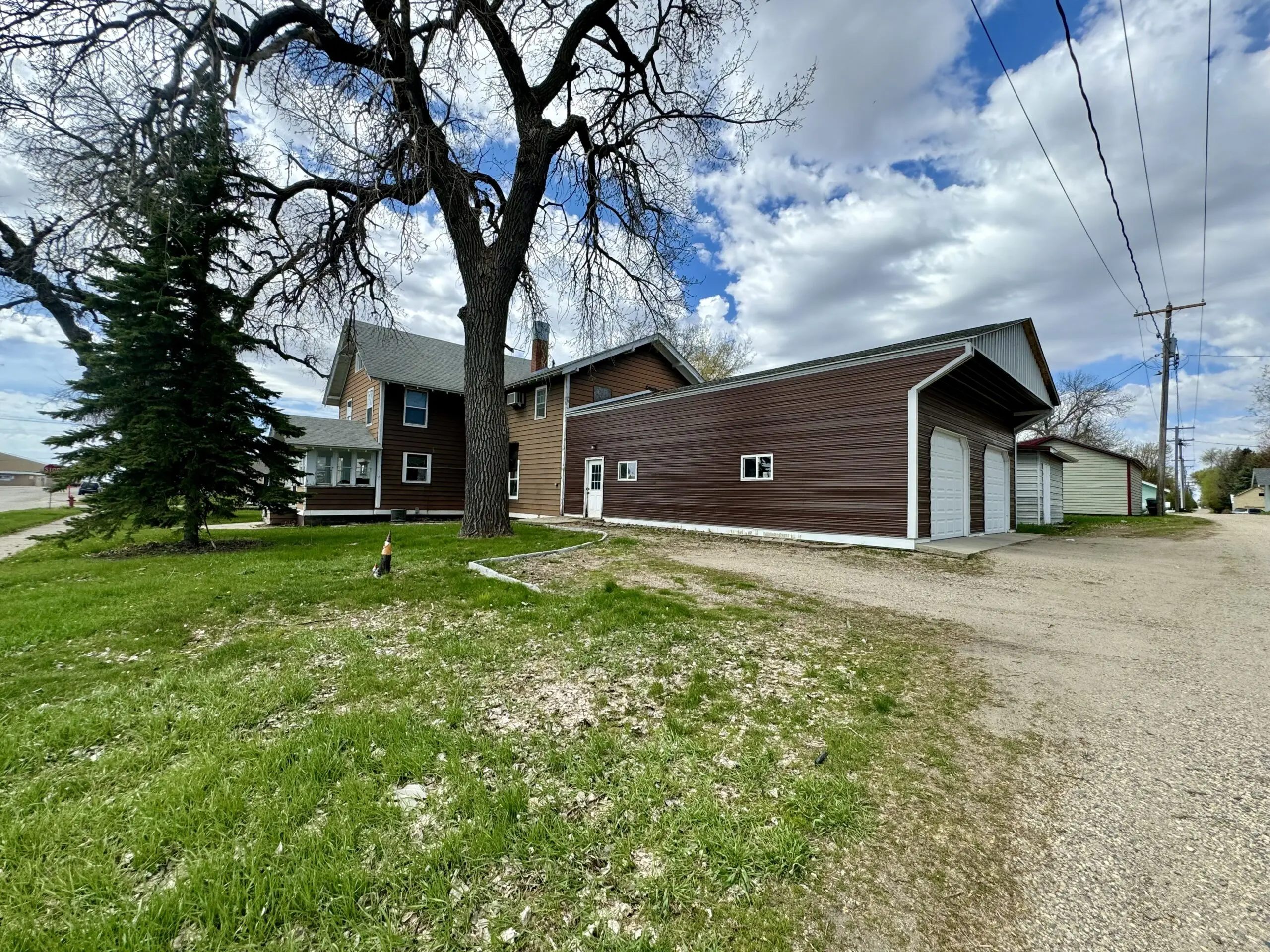 802 7th St. – Britton, SD