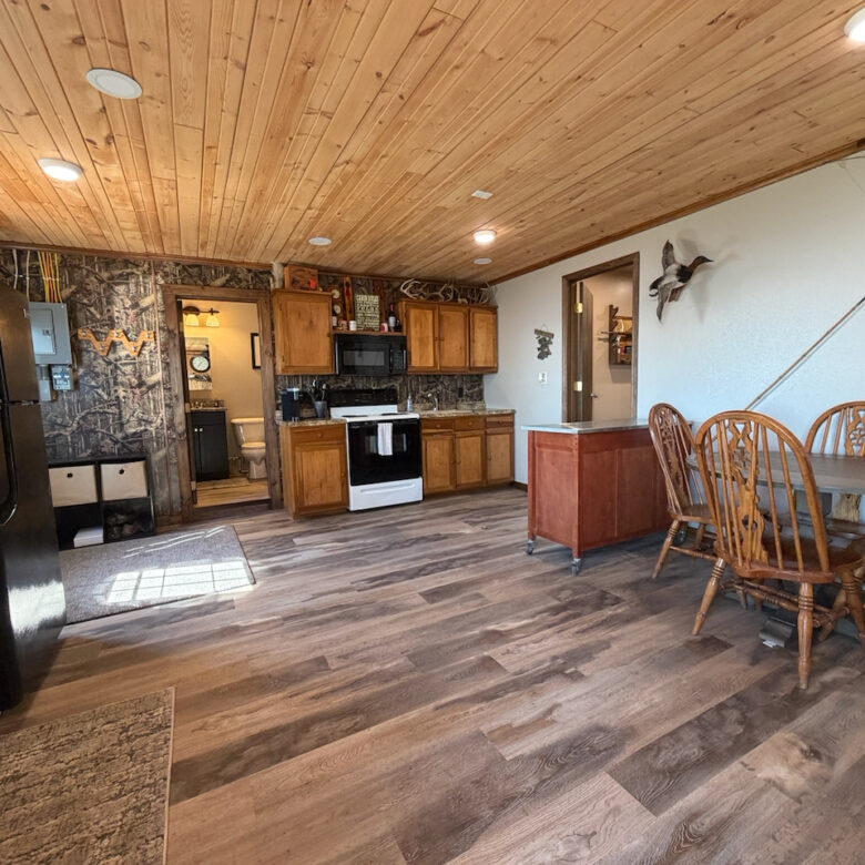 Waubay Lake – 7042 436th Ave