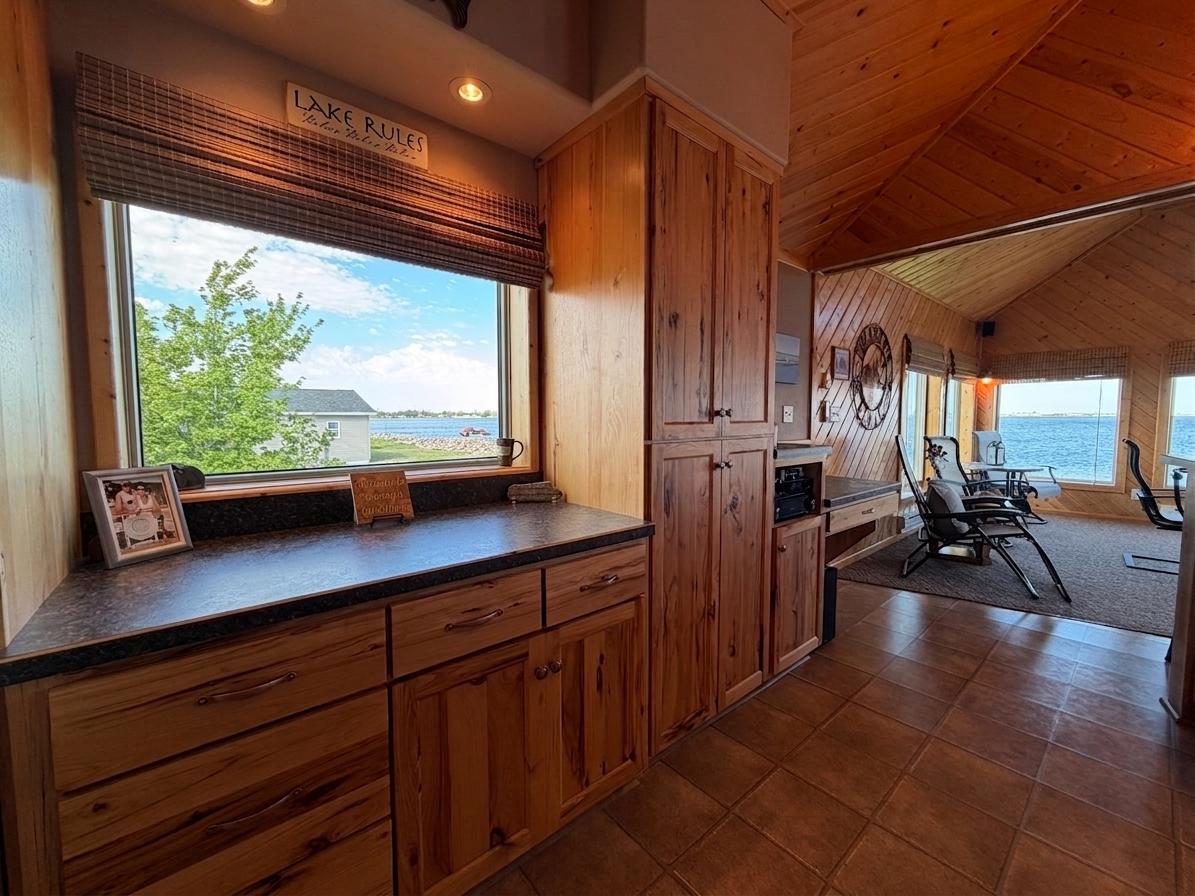 Blue Dog Lake – 1100 E Lakeshore Drive – Waubay, SD