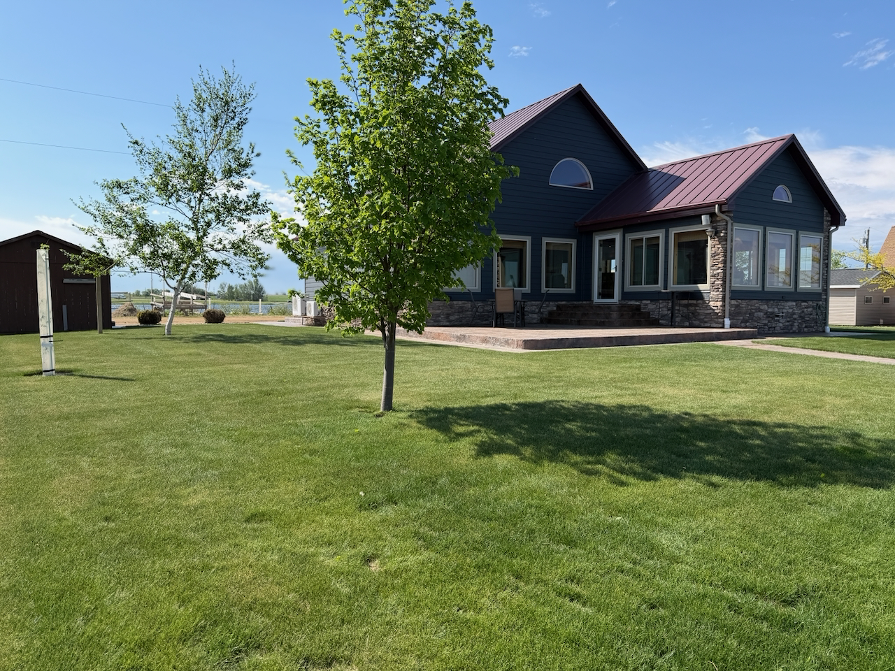 Blue Dog Lake – 1100 E Lakeshore Drive – Waubay, SD