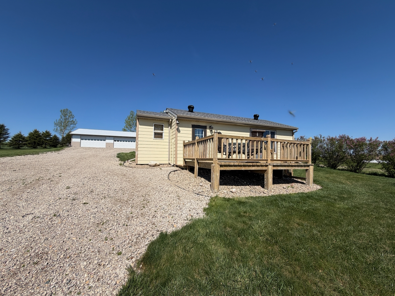 Waubay Lake – 7042 436th Ave