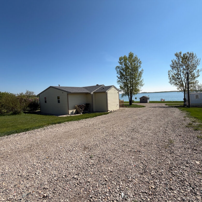 Waubay Lake – 7042 436th Ave