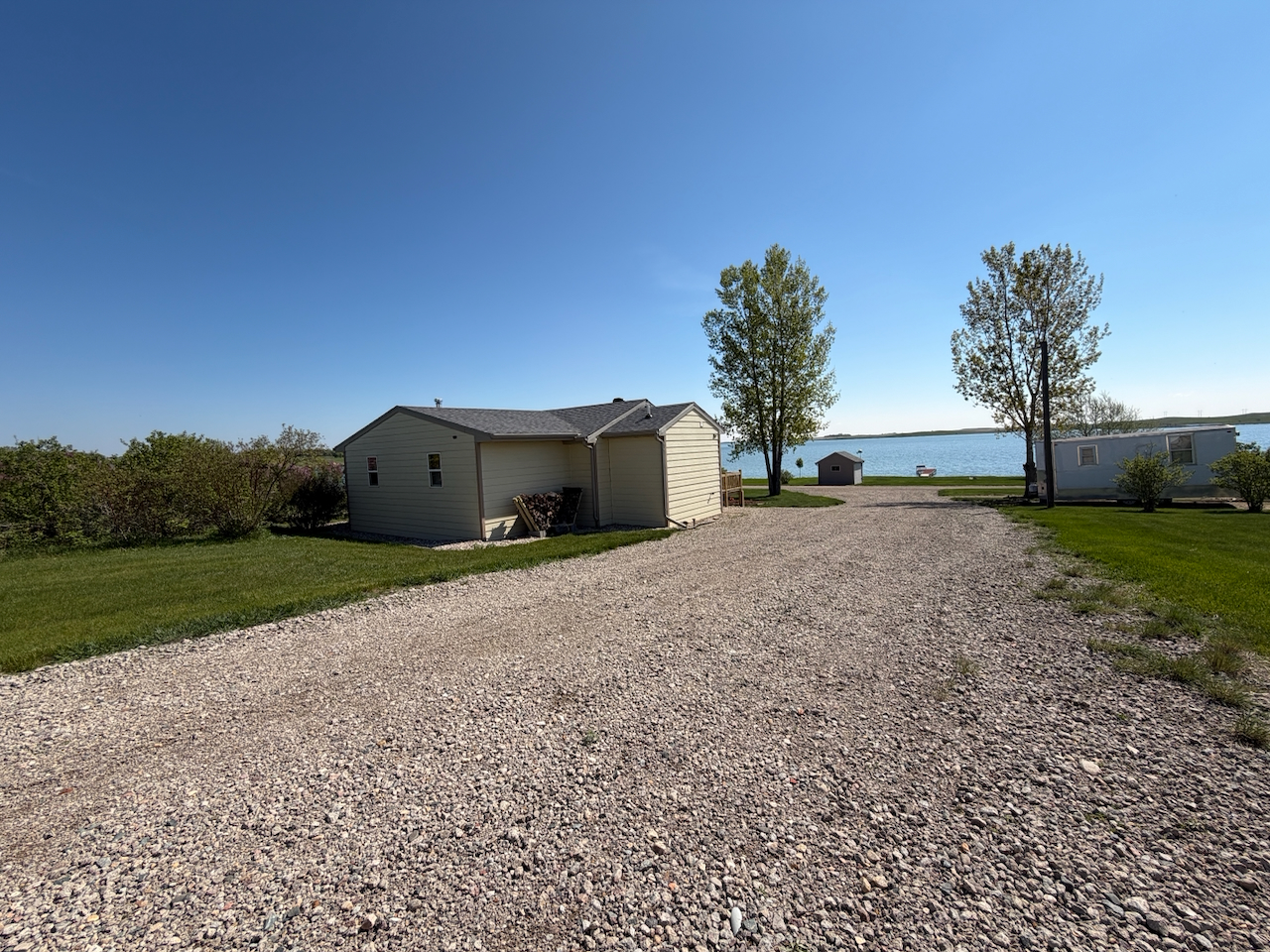 Waubay Lake – 7042 436th Ave