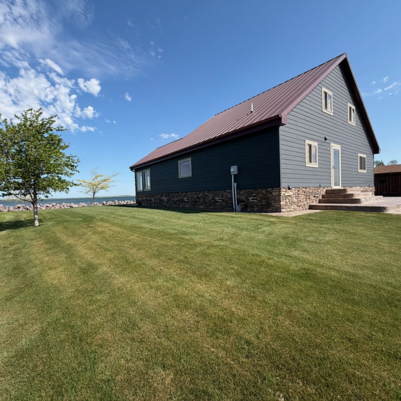 Blue Dog Lake – 1100 E Lakeshore Drive – Waubay, SD