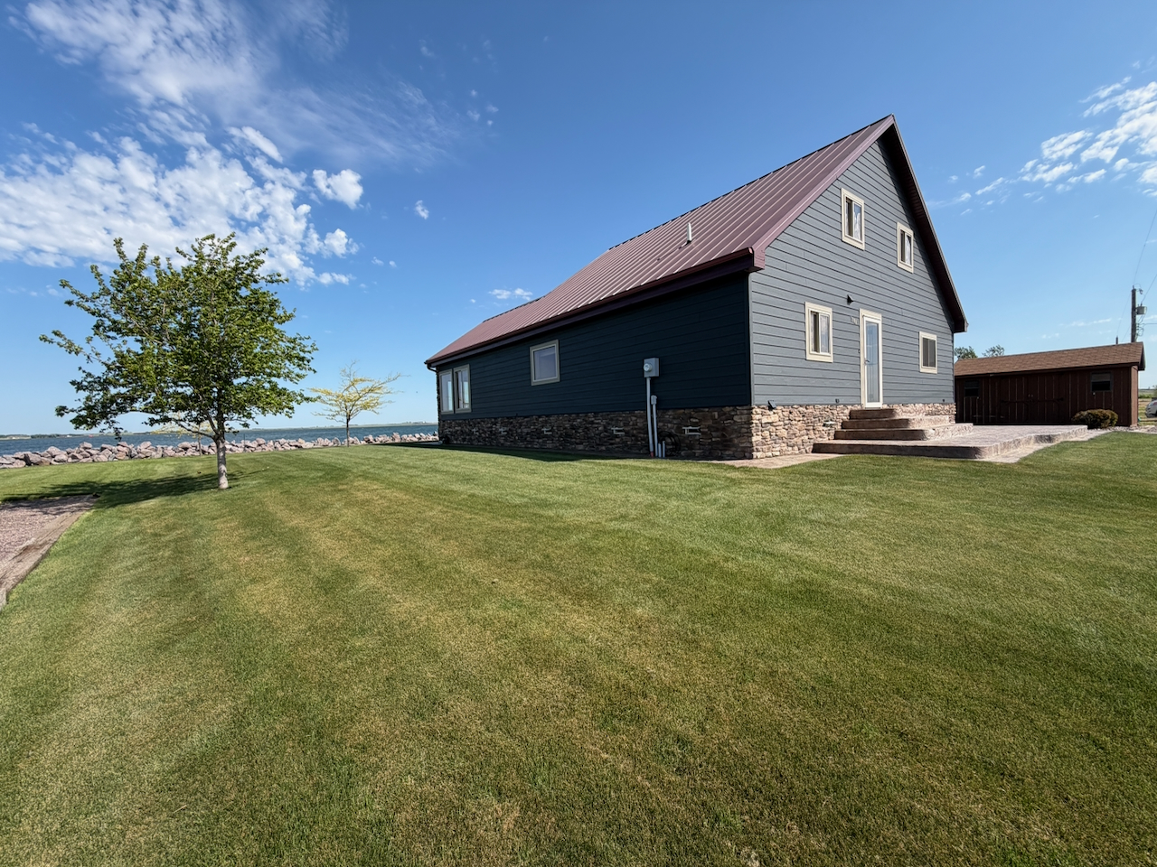 Blue Dog Lake – 1100 E Lakeshore Drive – Waubay, SD