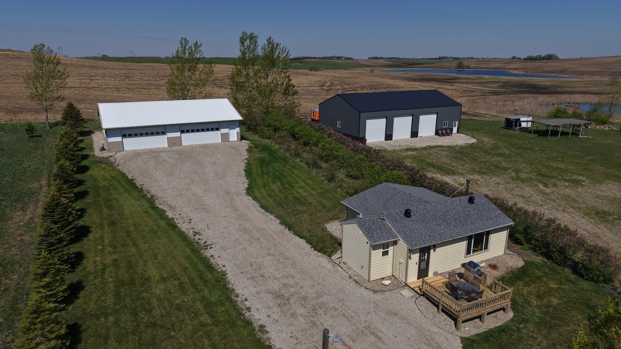 Waubay Lake – 7042 436th Ave