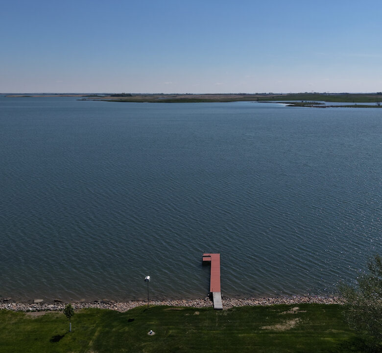 Waubay Lake – 7042 436th Ave