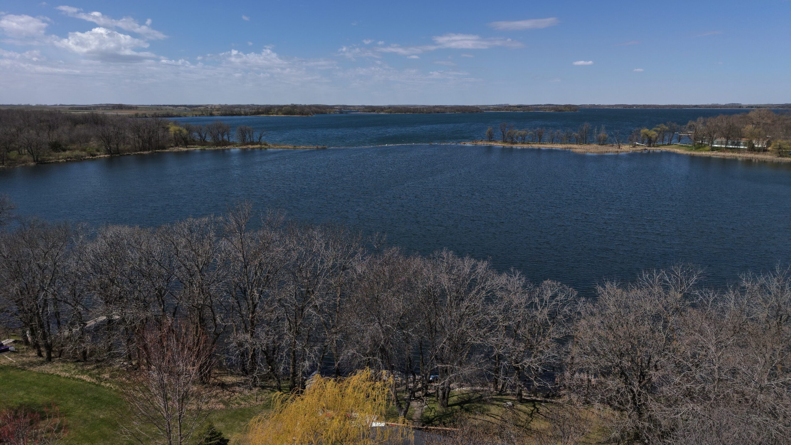 Roykota Bay – 116897 Roykota Dr. Lake City, SD