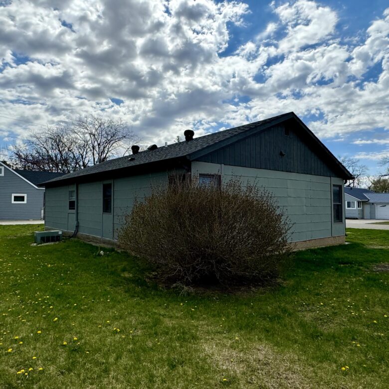 1110 2nd St. – Britton, SD
