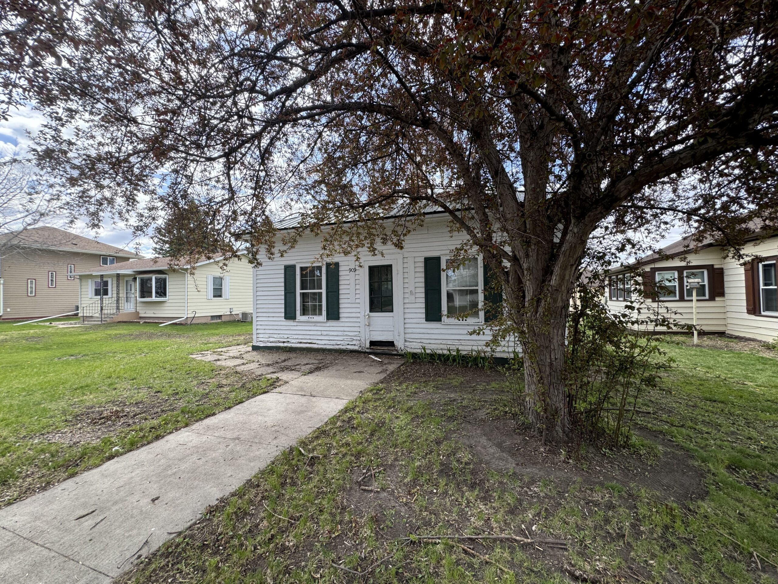 909 7th St. – Britton