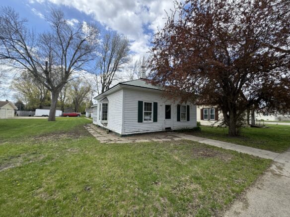909 7th St. – Britton