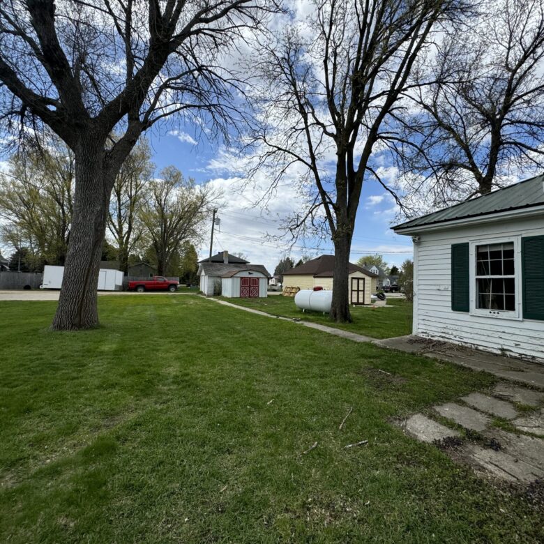 909 7th St. – Britton