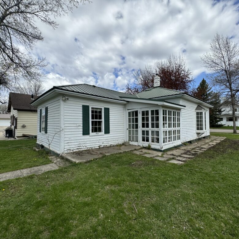 909 7th St. – Britton
