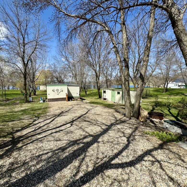 Roykota Bay – 116897 Roykota Dr. Lake City, SD