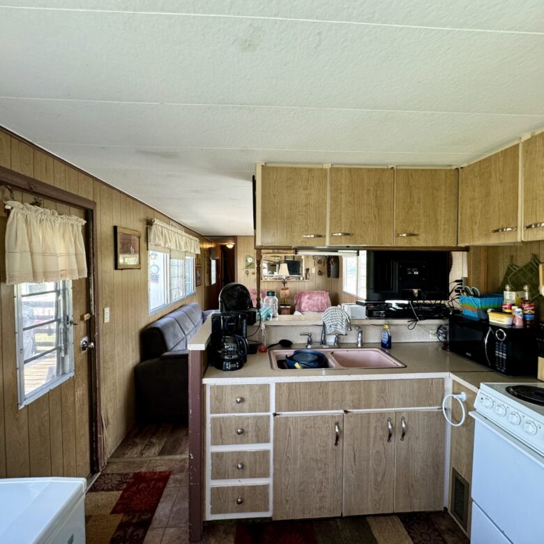 Roykota Bay – 116897 Roykota Dr. Lake City, SD