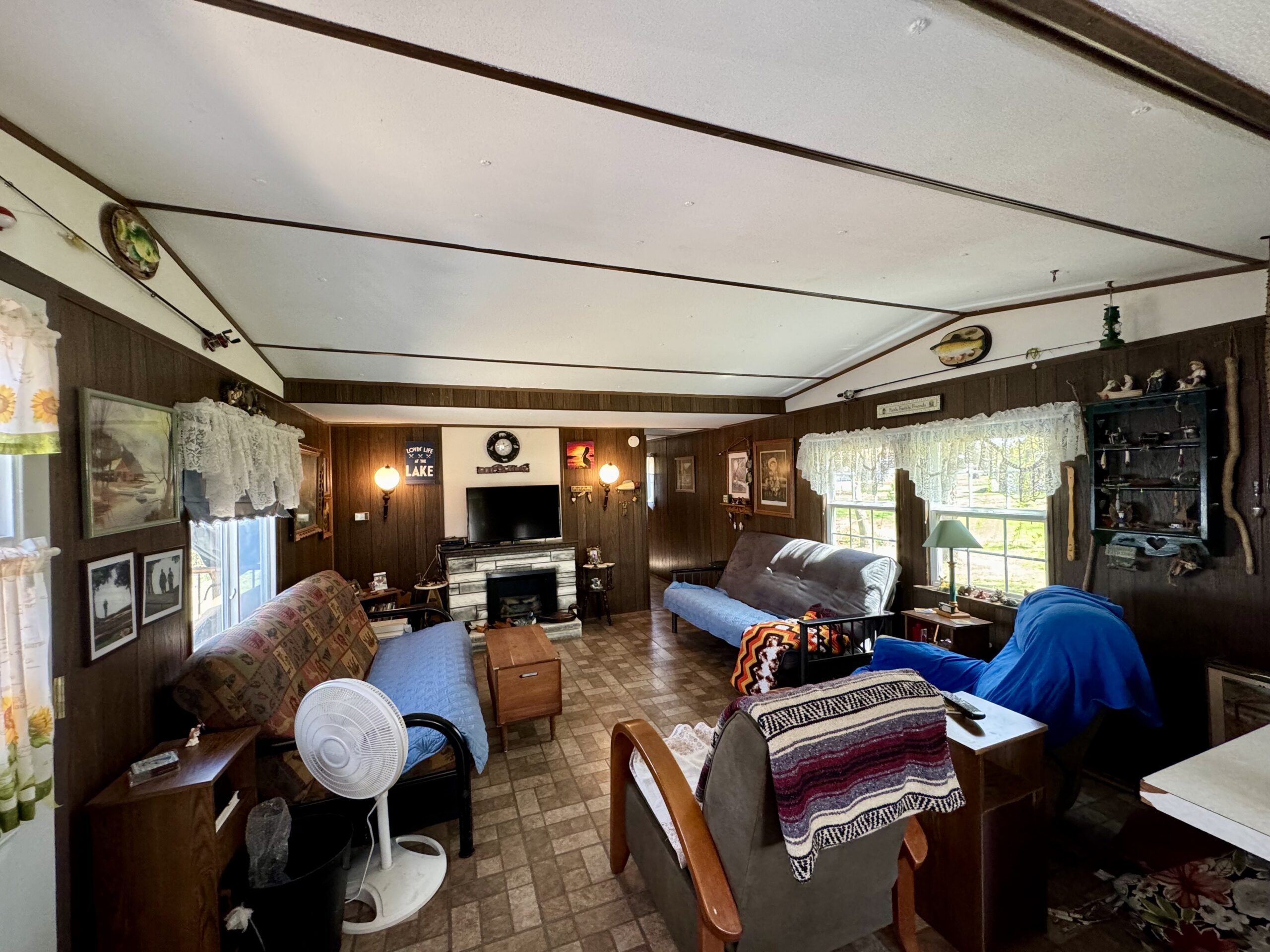 Roykota Bay – 116897 Roykota Dr. Lake City, SD