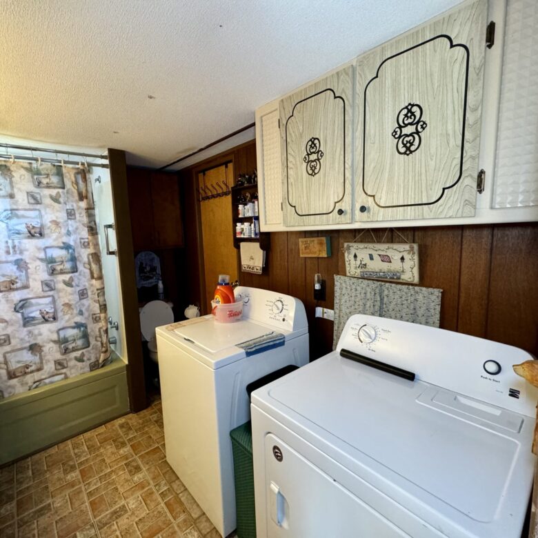 Roykota Bay – 116897 Roykota Dr. Lake City, SD