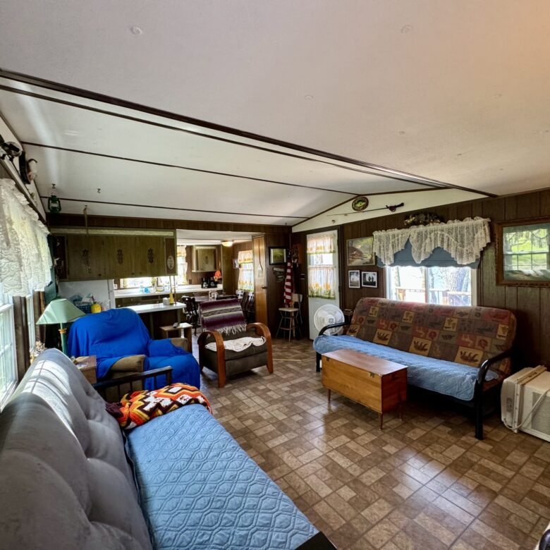Roykota Bay – 116897 Roykota Dr. Lake City, SD