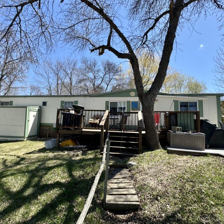 Roykota Bay – 116897 Roykota Dr. Lake City, SD