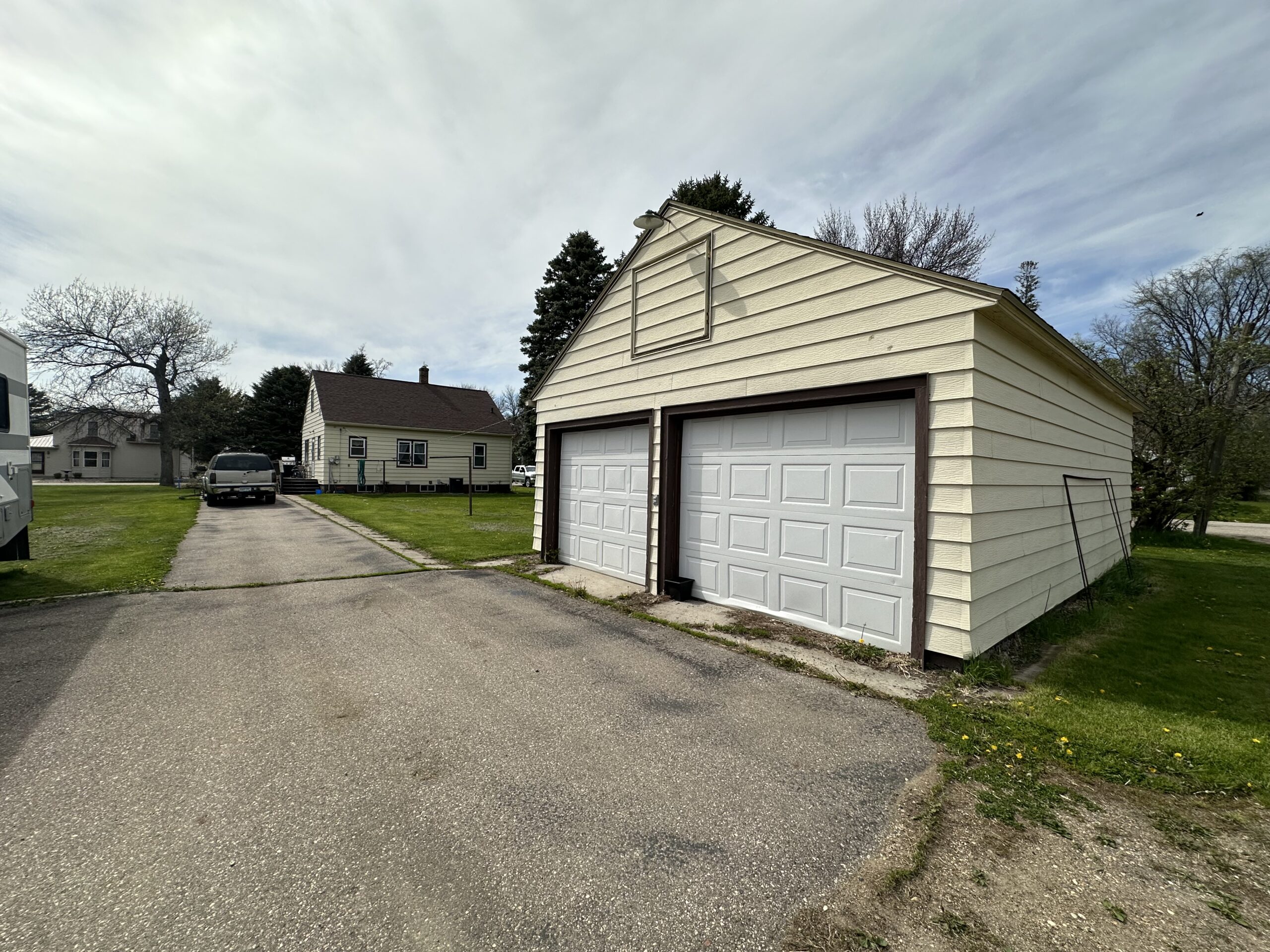 426 3rd St. N – Browns Valley, MN