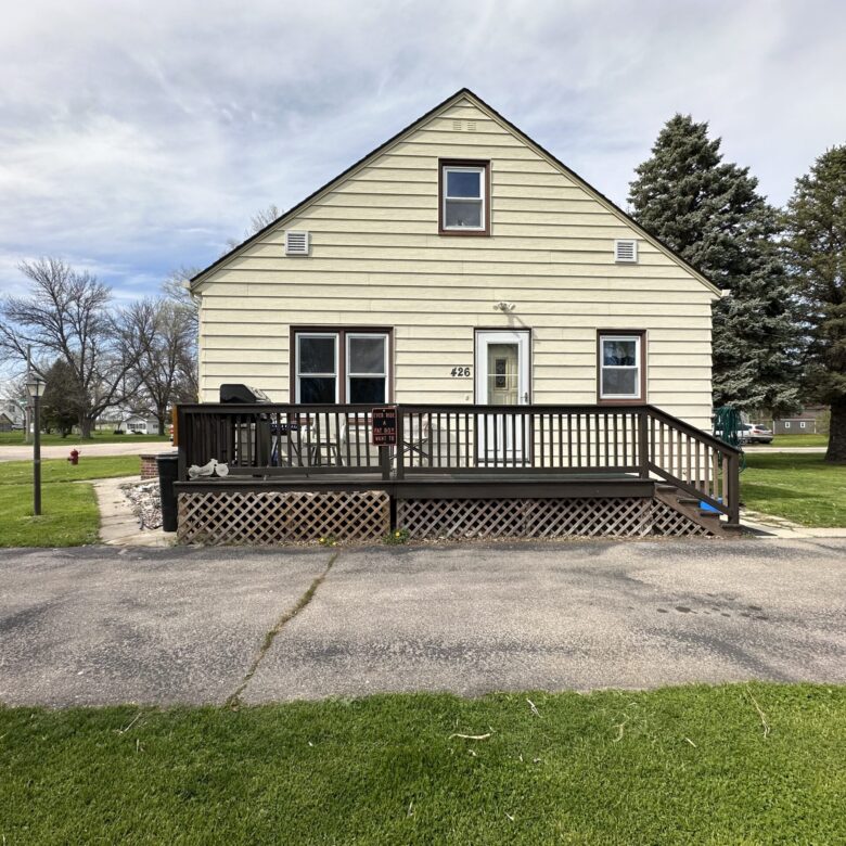 426 3rd St. N – Browns Valley, MN