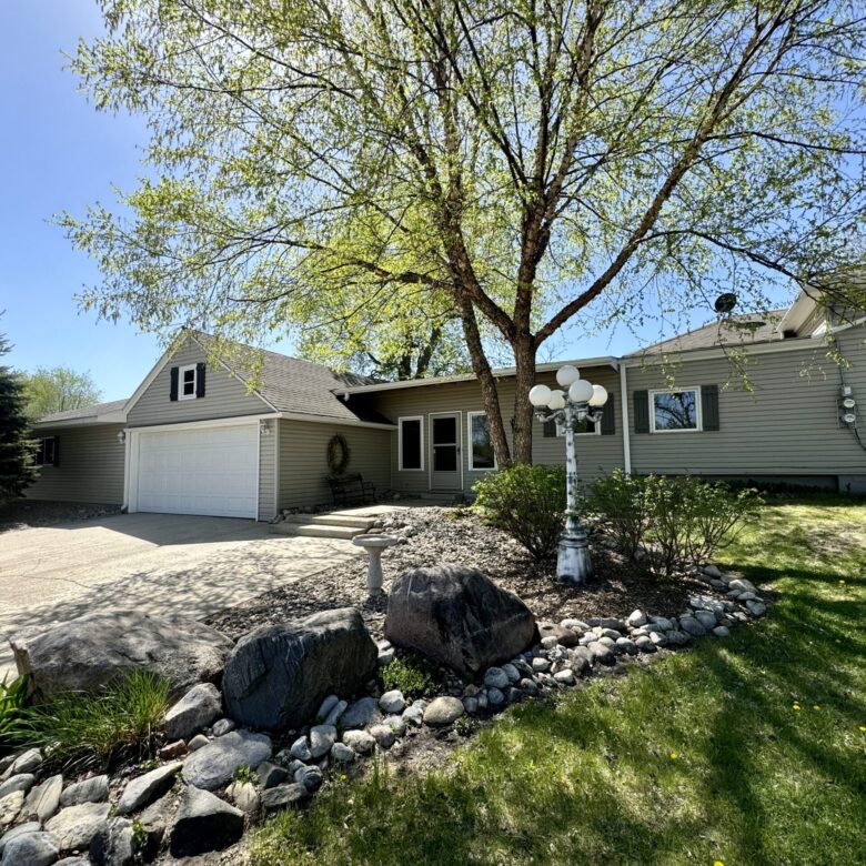 104 Washington St. S. – Browns Valley, MN