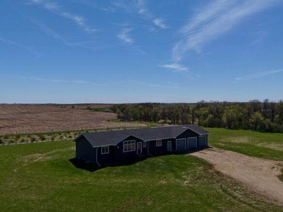 10712 Tory Road – Britton, SD