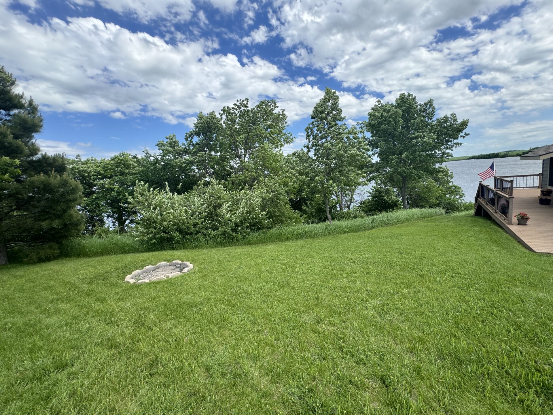 Nine Mile Lake – 11150 9 Mile Rd – Veblen, SD