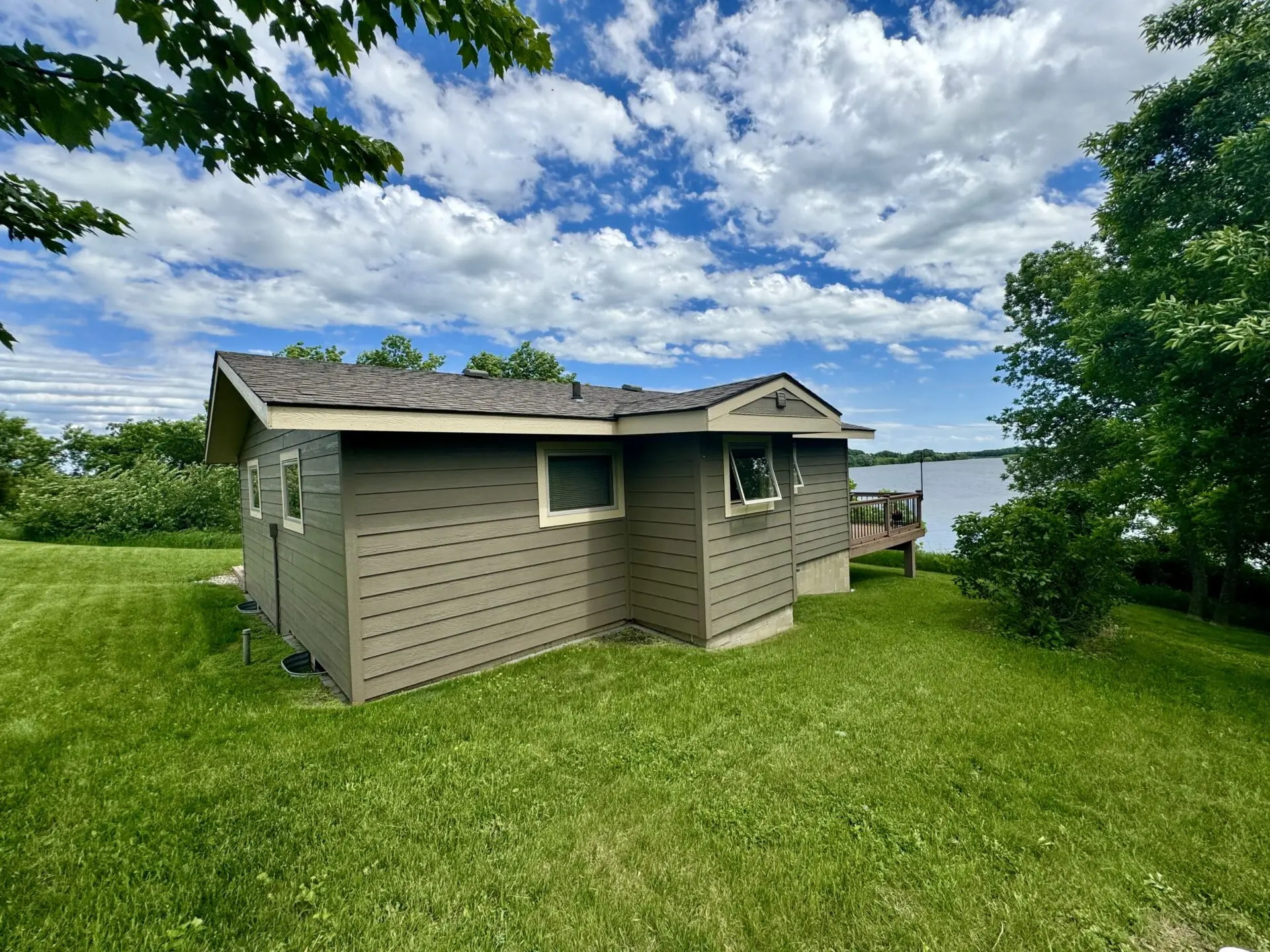 Nine Mile Lake – 11150 9 Mile Rd – Veblen, SD