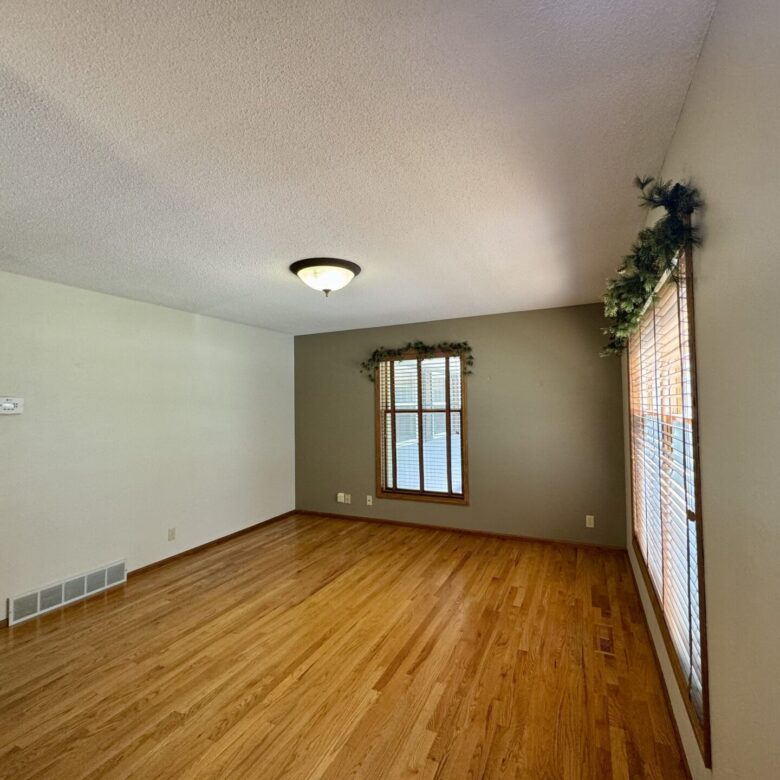 1005 3rd St. – Britton, SD