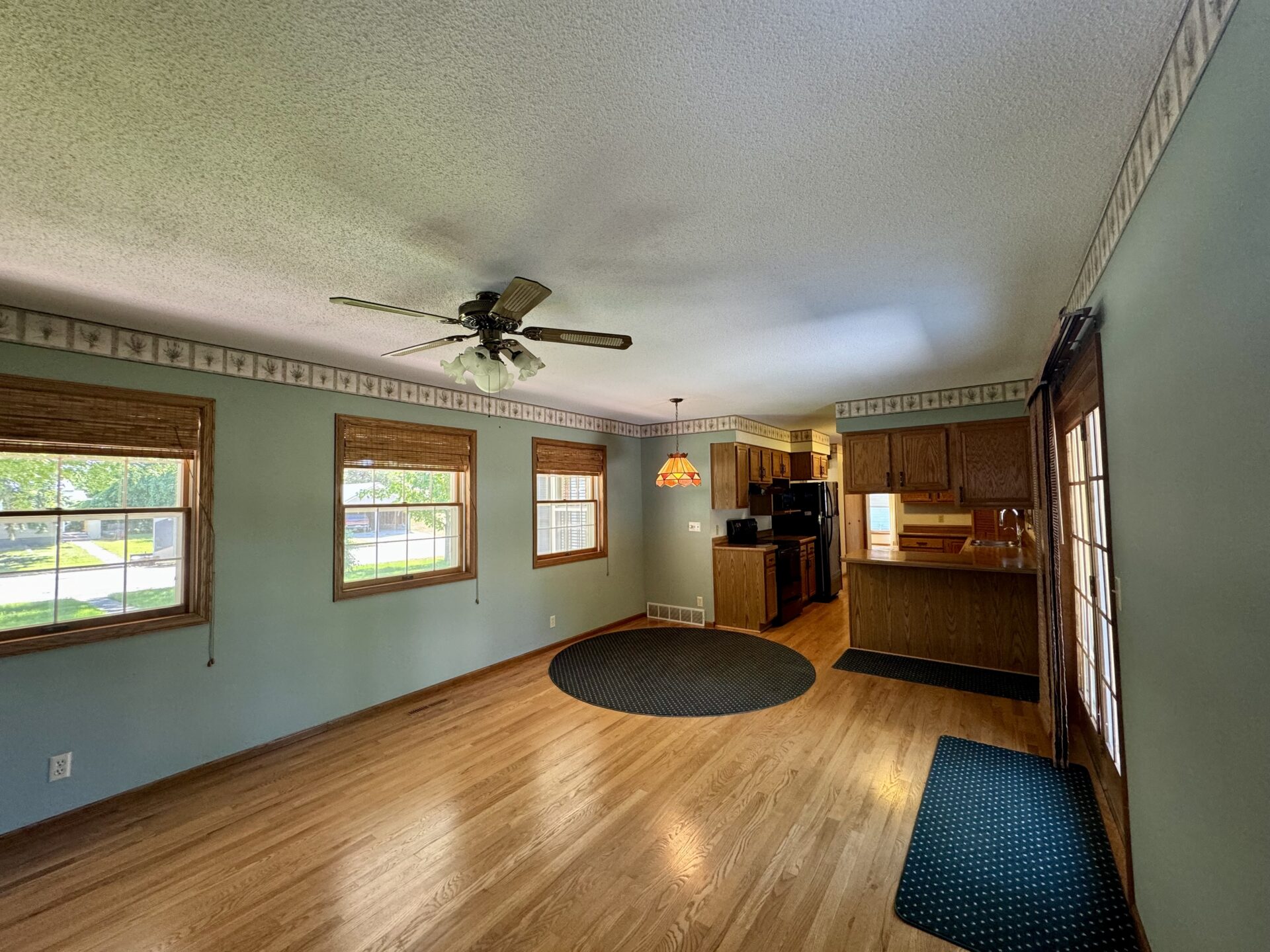 1005 3rd St. – Britton, SD