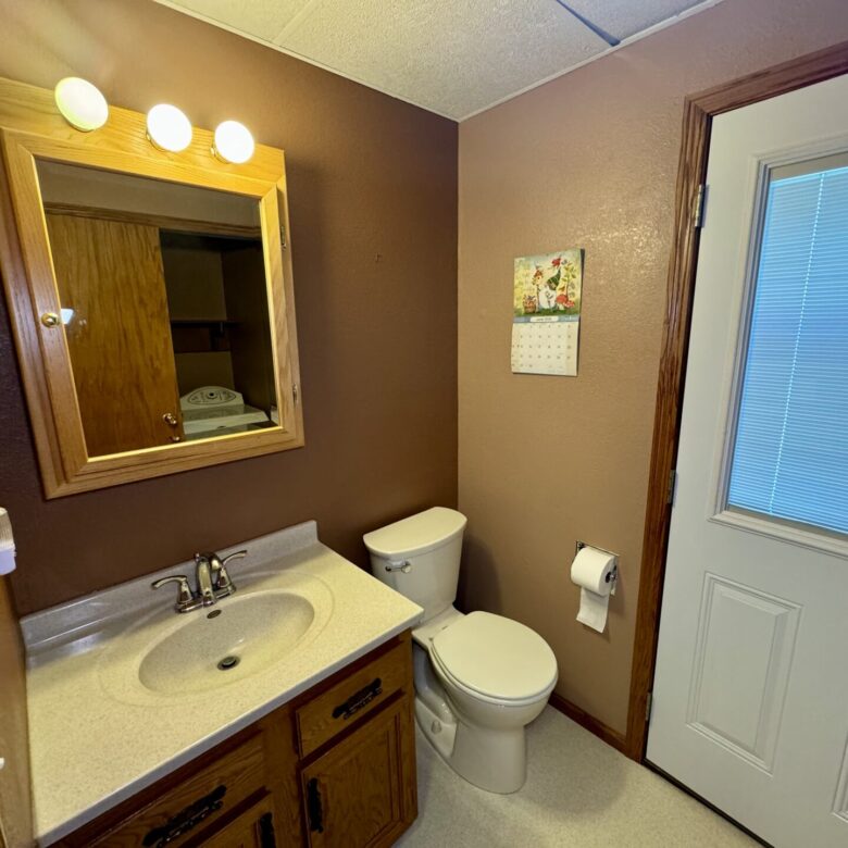1005 3rd St. – Britton, SD