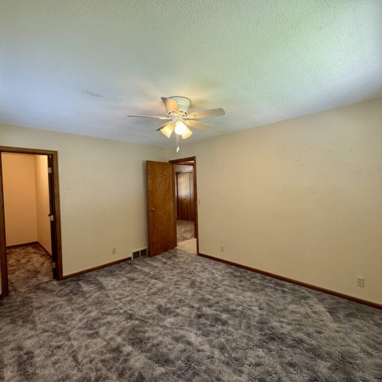 1005 3rd St. – Britton, SD