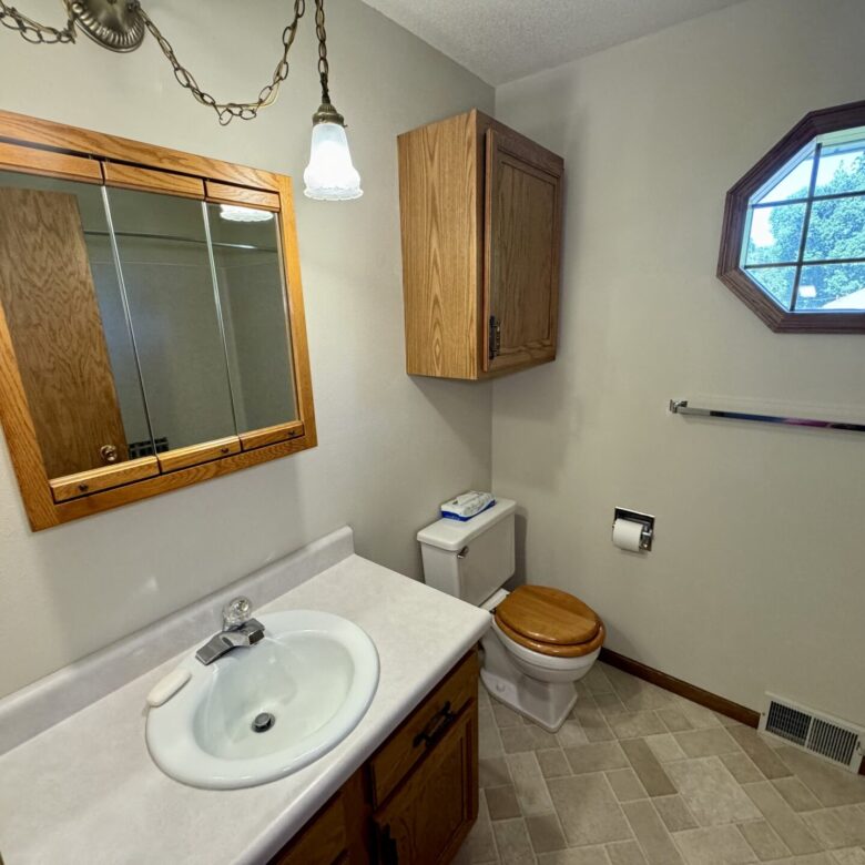 1005 3rd St. – Britton, SD
