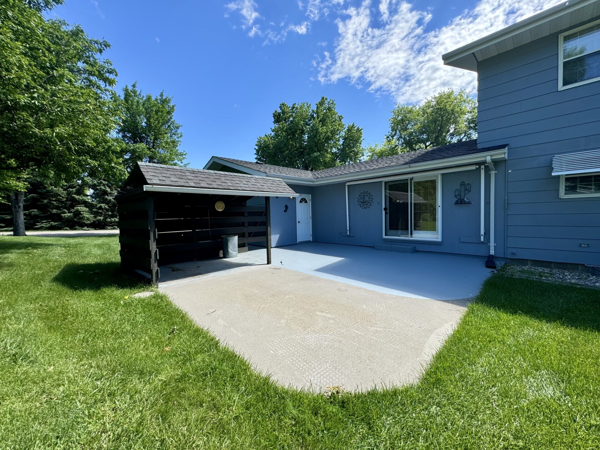 1005 3rd St. – Britton, SD