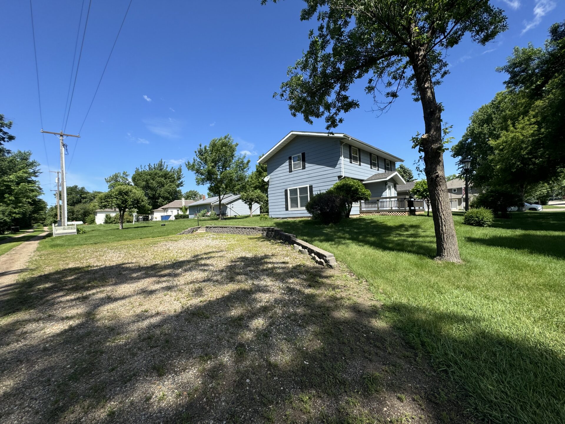 1005 3rd St. – Britton, SD