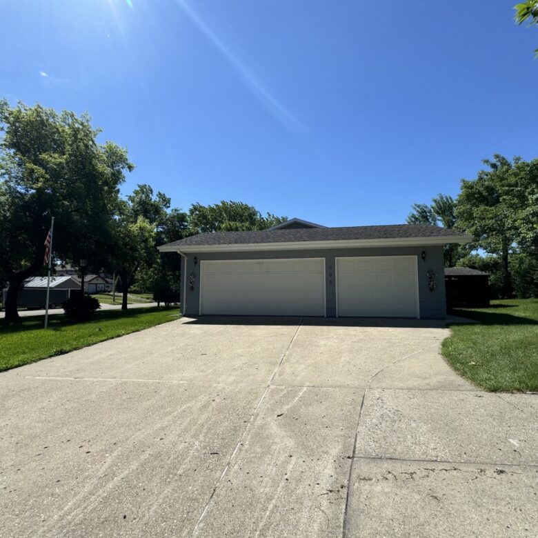 1005 3rd St. – Britton, SD