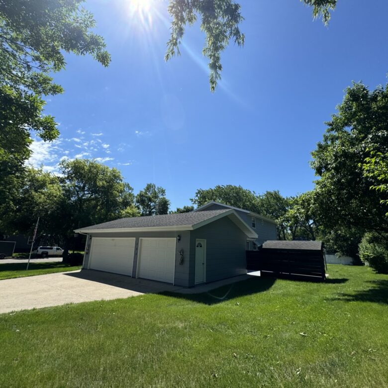 1005 3rd St. – Britton, SD
