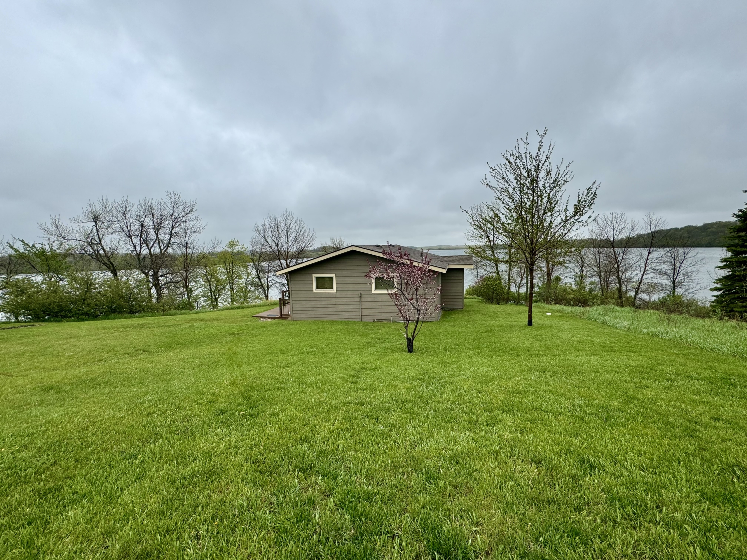 Nine Mile Lake – 11150 9 Mile Rd – Veblen, SD