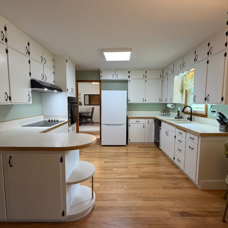 108 Maple Street – Langford, SD