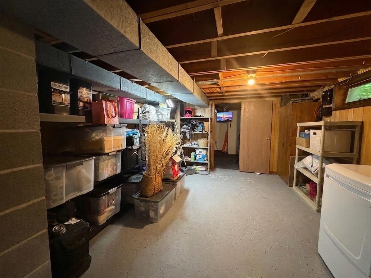 108 Maple Street – Langford, SD