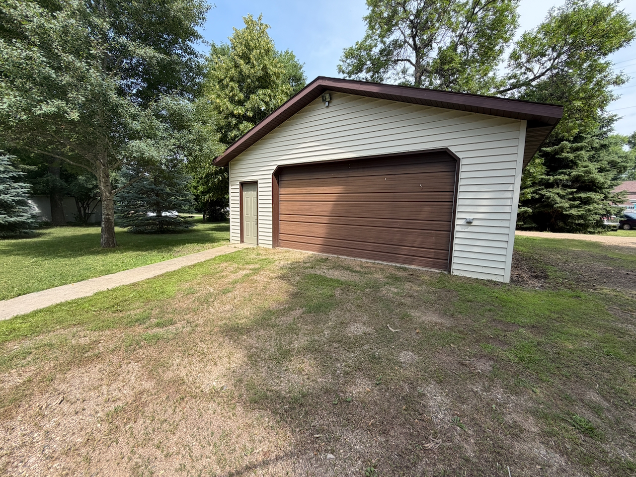 108 Maple Street – Langford, SD