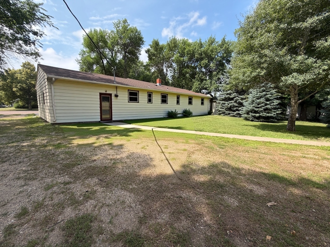 108 Maple Street – Langford, SD