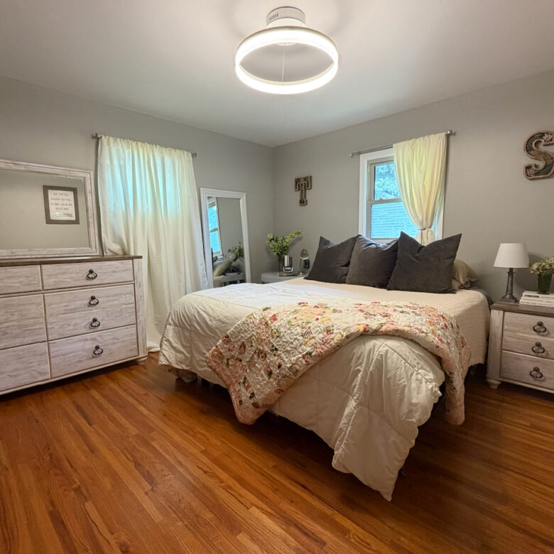 108 Maple Street – Langford, SD