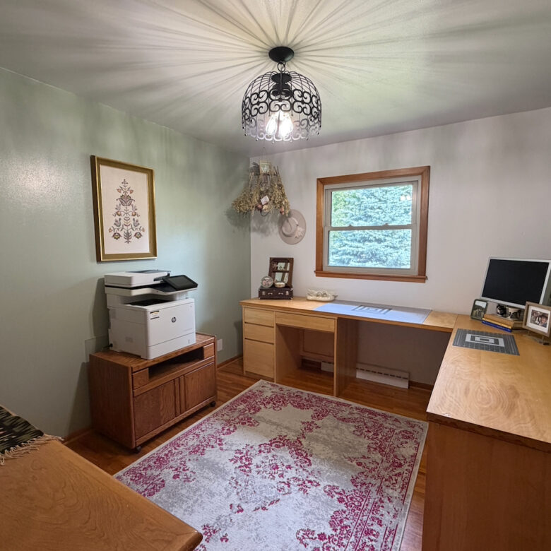 108 Maple Street – Langford, SD