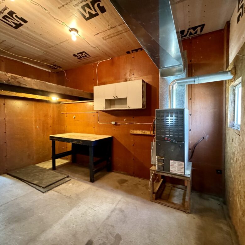806 7th St – Britton, SD