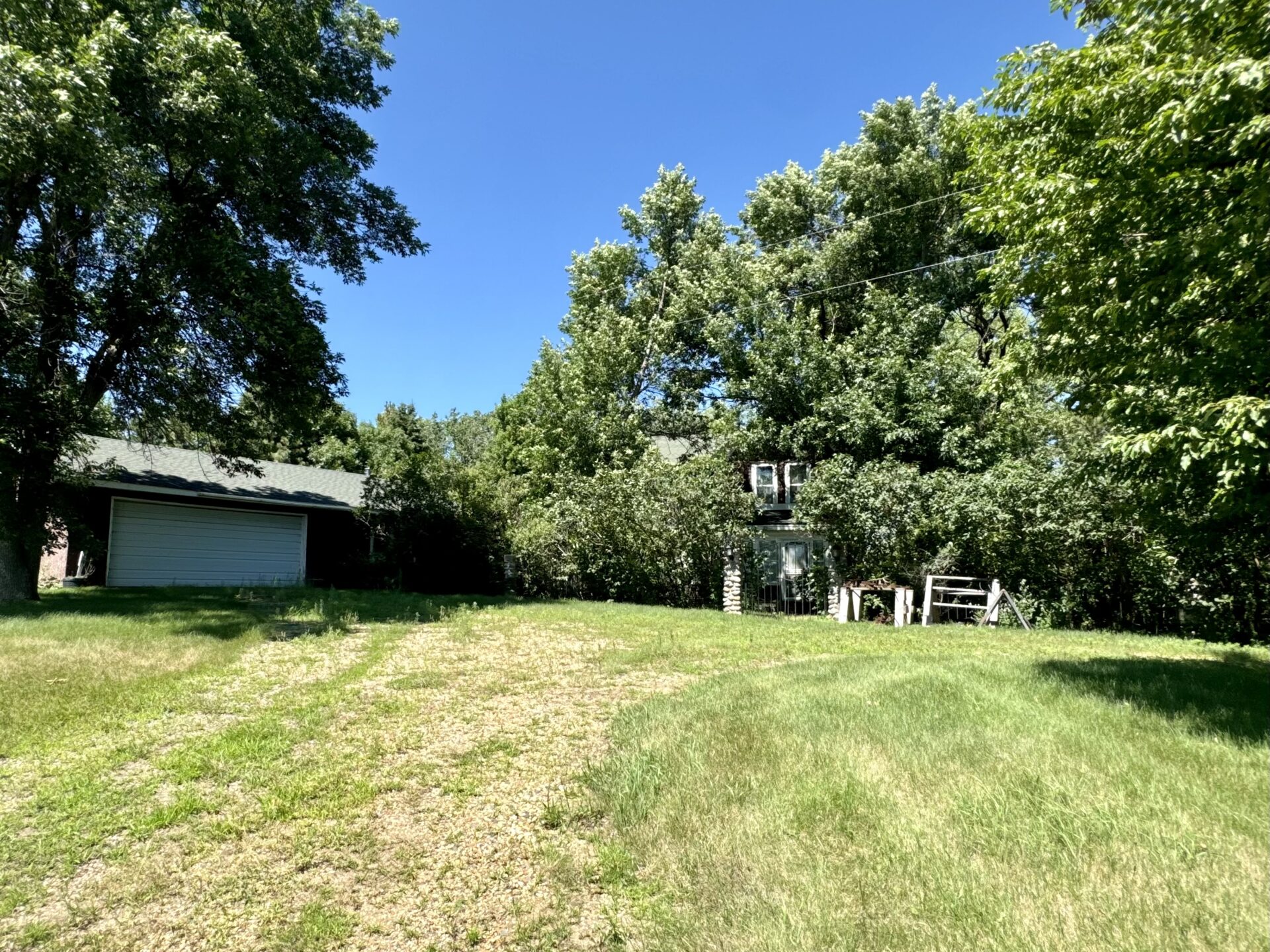 Clear Lake – 442478 S. Shore Dr. Lake City, SD