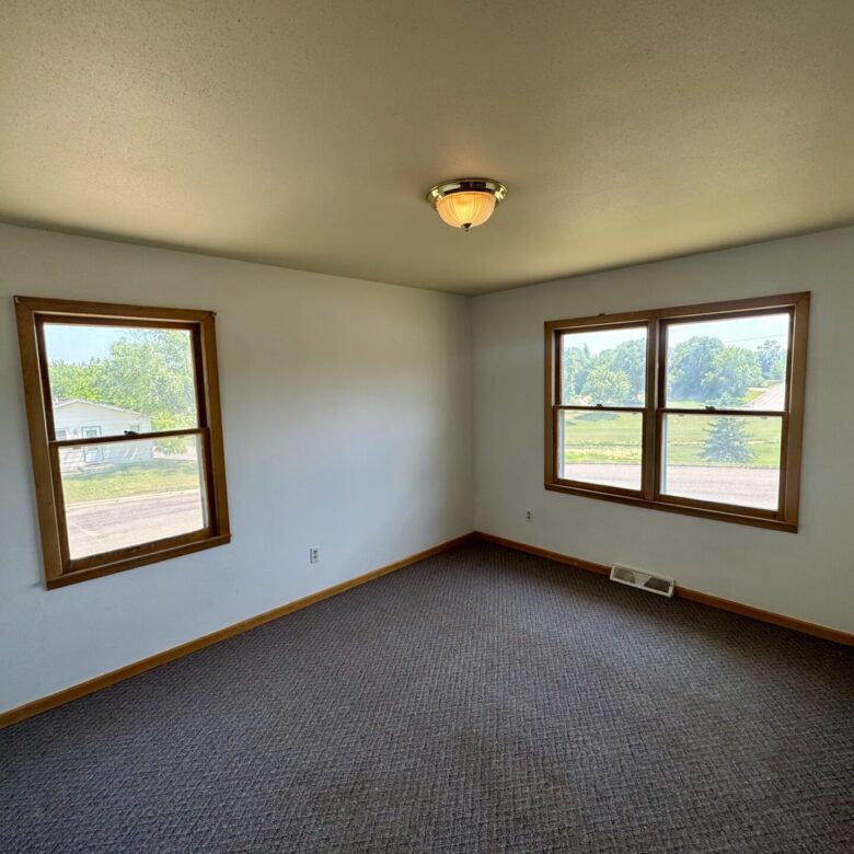 507 Maple St. W. – Sisseton, SD